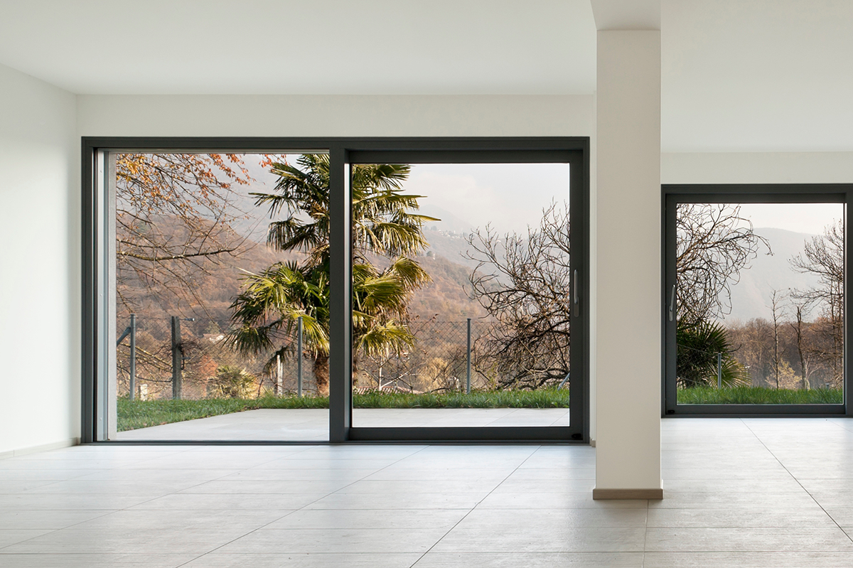 Modernes Fensterprojekt - Panoramaansicht